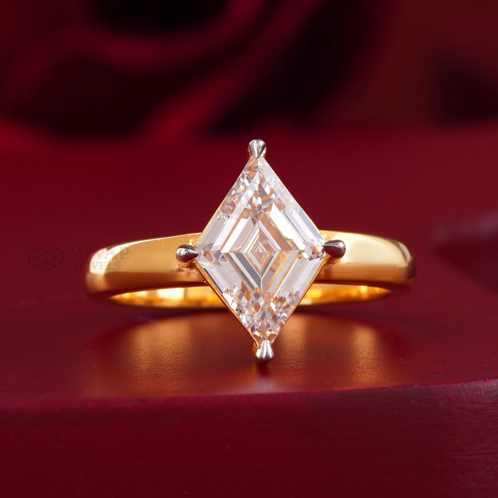 Kite Cut Lab Grown Diamond Ring – 18K Yellow Gold Geometric Solitaire