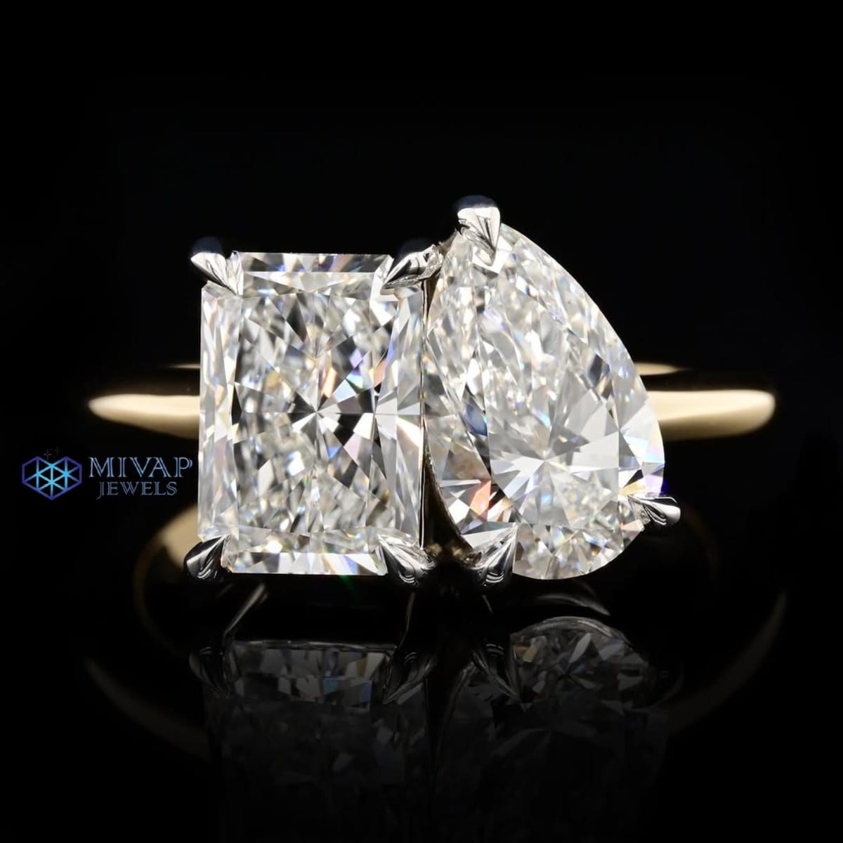 Toi Et Moi Engagement Ring